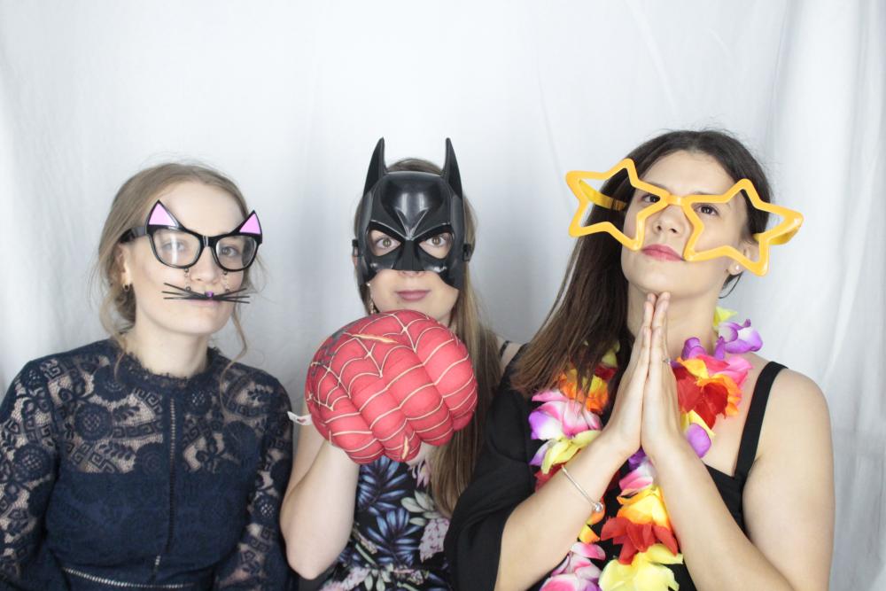 Mr & Mrs Guillen | View more photos from the event at gallery.myphotoboothexperience.co.uk/u/MyPhotoBoothExperienceLtd/Mr-Mrs-Guillen